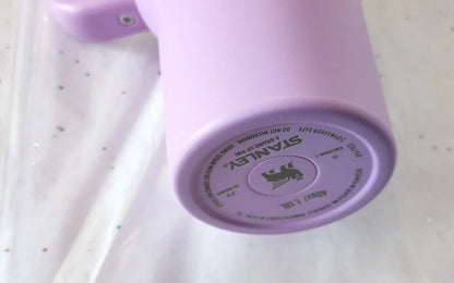 Stanley The Quencher H2.0 FlowState Tumbler 40 oz / 1.18 L – Purple Stars – New